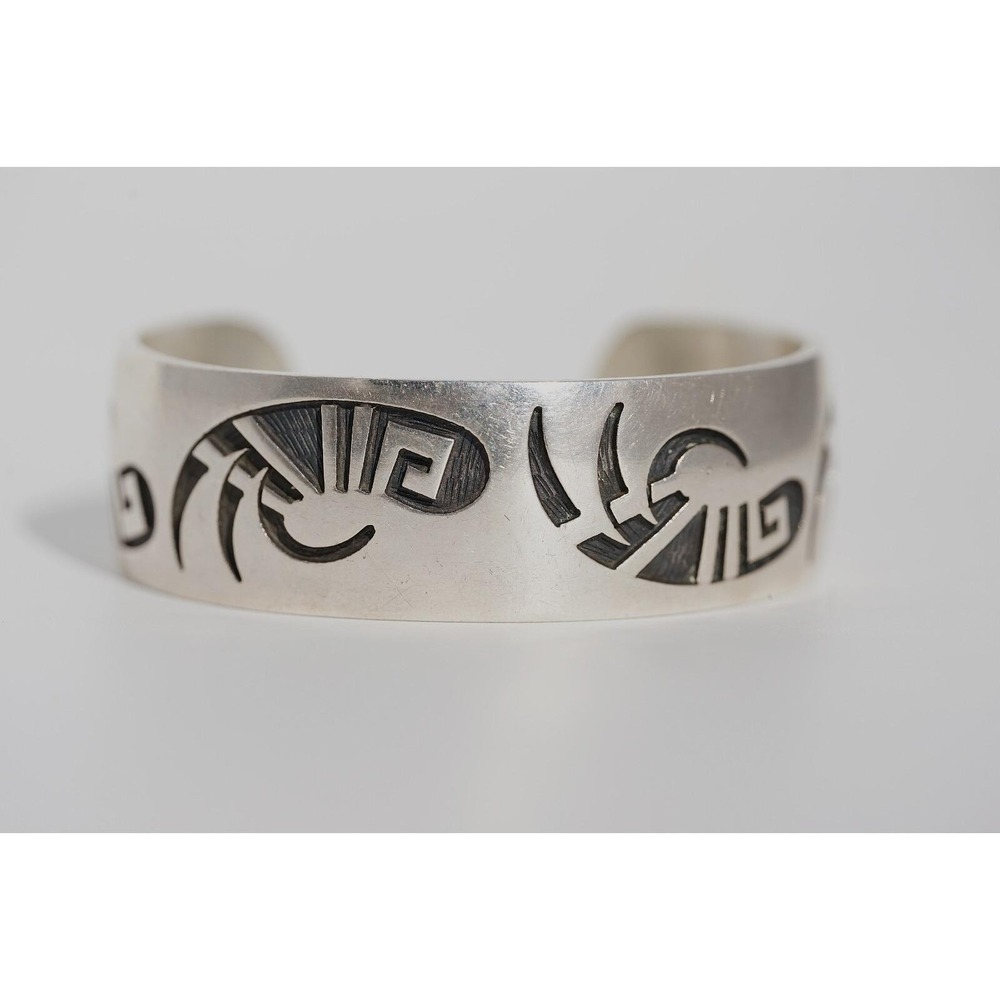 Gary & Elsie‎ Yoyokie - Hopi Native Indian Sterling Overlay Bear Claw Bracelet